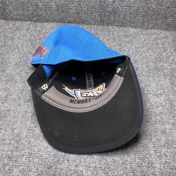Oklahoma City Thunder Hat Cap Fitted Mens One Size NBA Basketball Memory Fit - Picture 7 of 11